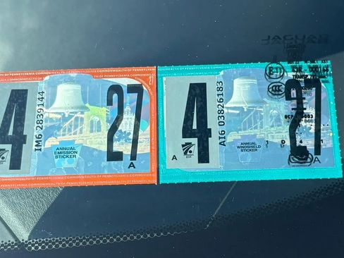 Used 2016 Jaguar XJ L Portfolio image 39