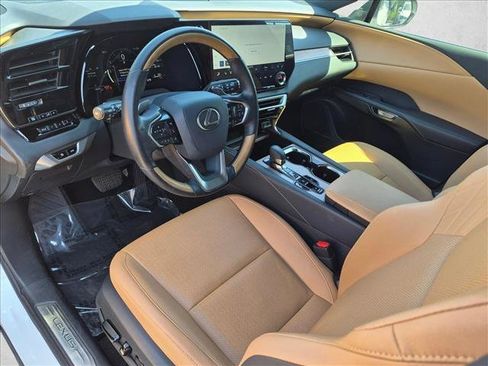 Used 2025 Lexus RX 350 Premium w/ Accessory Package FWD image 10