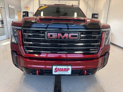Used 2024 GMC Sierra 2500 AT4 w/ AT4 Premium Plus Package image 4