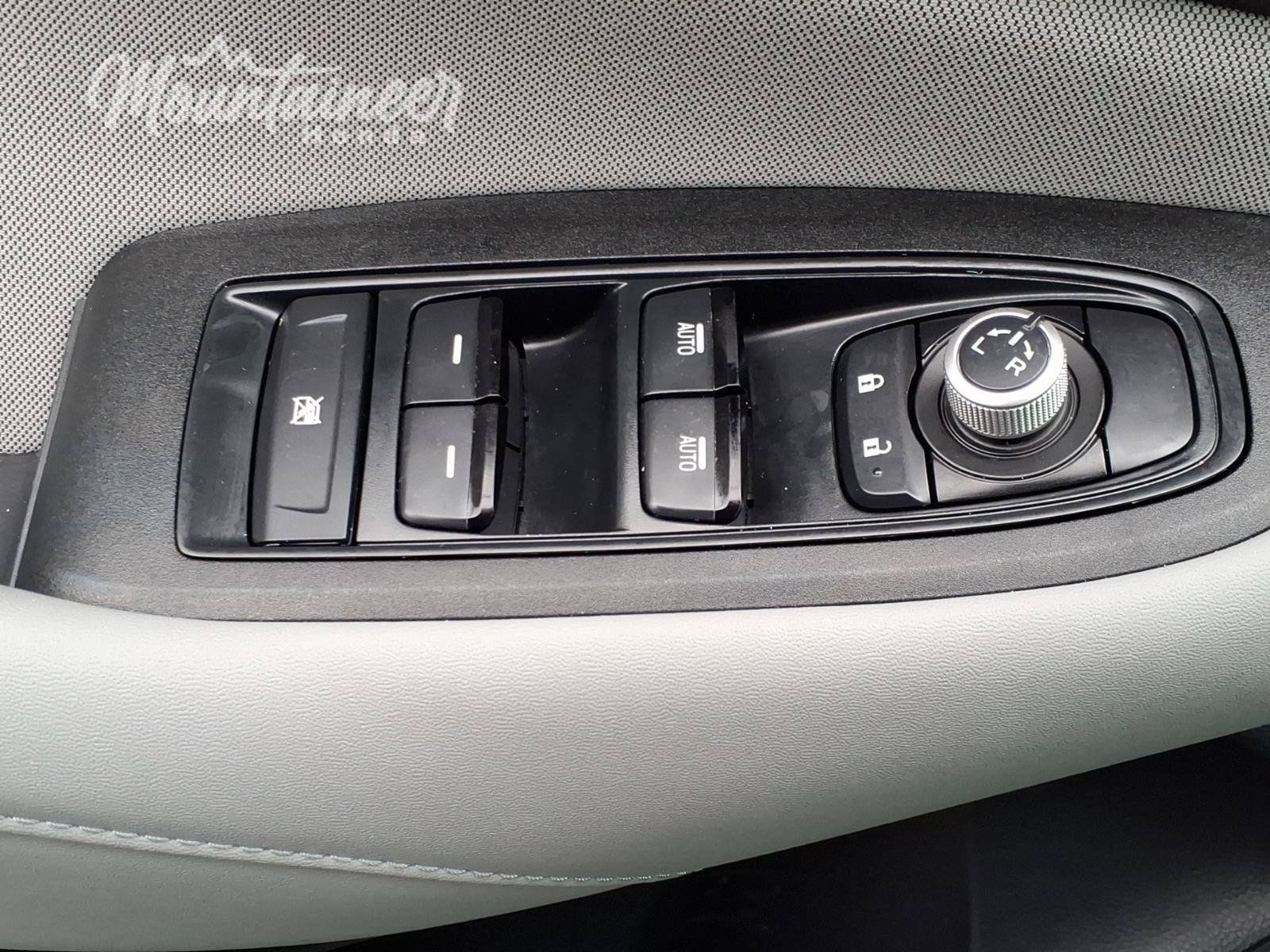 Used 2024 Subaru Legacy Premium AWD/4WD image 34