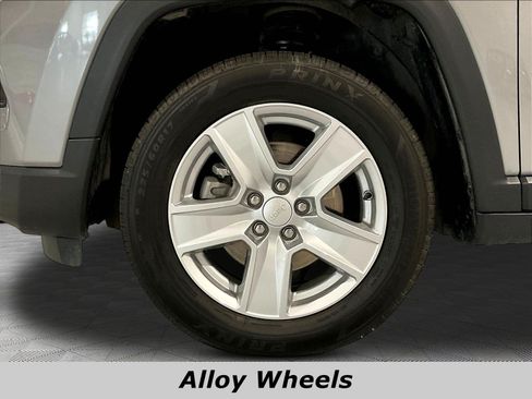 Used 2022 Jeep Compass Latitude AWD/4WD image 33