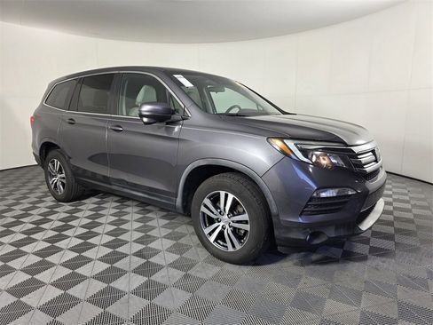 Used 2016 Honda Pilot EX image 2