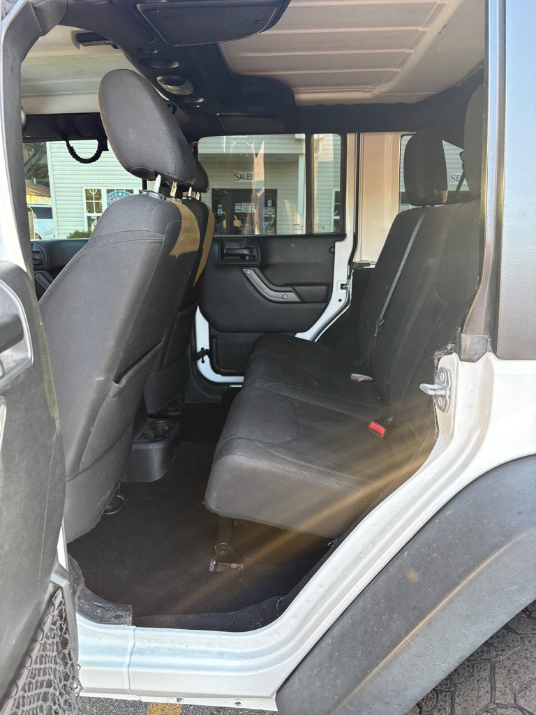 Used 2017 Jeep Wrangler Unlimited Sport w/ Quick Order Package 24S AWD/4WD image 10
