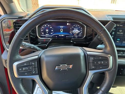 Used 2023 Chevrolet Silverado 1500 RST AWD/4WD image 18