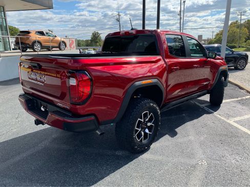 Used 2024 GMC Canyon AT4X image 5