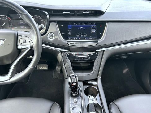 Certified 2023 Cadillac XT6 Luxury image 18