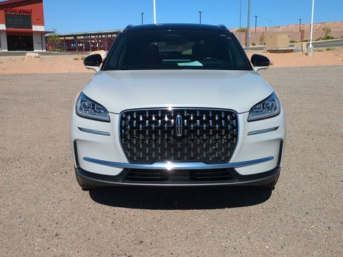 Used 2023 Lincoln Corsair Reserve w/ Equipment Group 202A AWD/4WD image 8