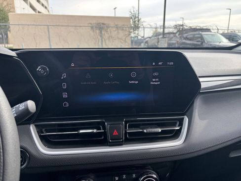 Used 2025 Chevrolet TrailBlazer LT image 21