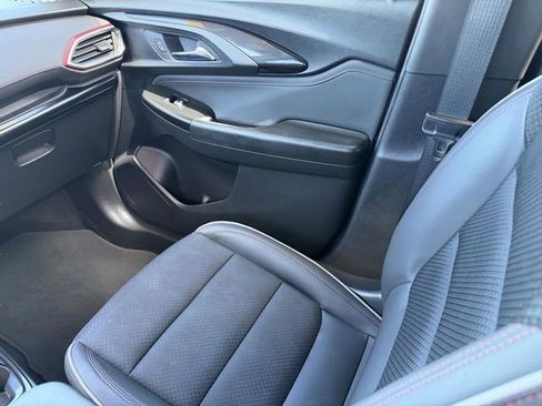 Certified 2022 Chevrolet TrailBlazer RS FWD image 19