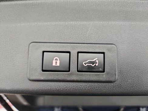 Used 2023 Subaru Ascent Limited w/ Technology Package image 42