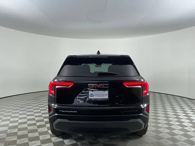 Used 2025 GMC Terrain Elevation FWD image 7