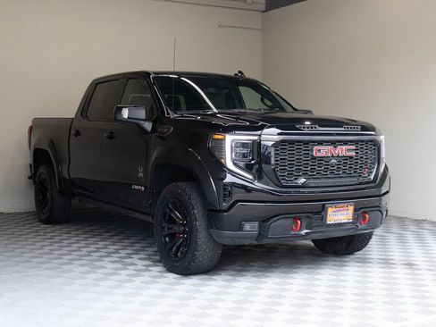 Used 2022 GMC Sierra 1500 AT4 w/ AT4 Premium Package AWD/4WD image 6