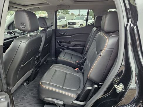 Used 2023 GMC Acadia AT4 w/ Technology Package image 17