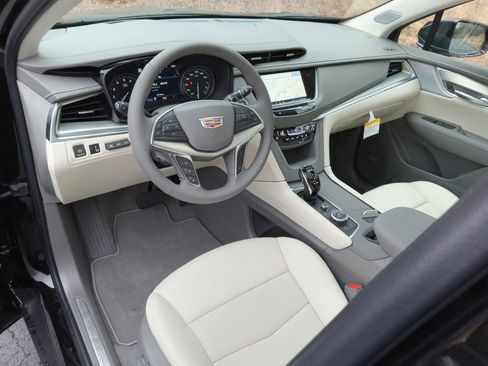 New 2026 Cadillac XT5 Premium Luxury w/ Driver Assist Package image 12