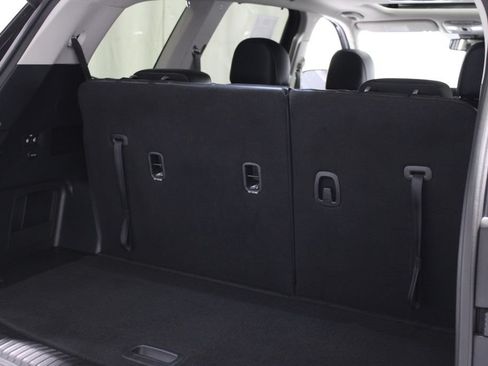 Used 2022 Kia Telluride EX w/ EX Premium Package FWD image 16