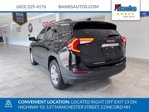 Certified 2022 GMC Terrain SLE w/ Driver Convenience Package AWD/4WD image 6