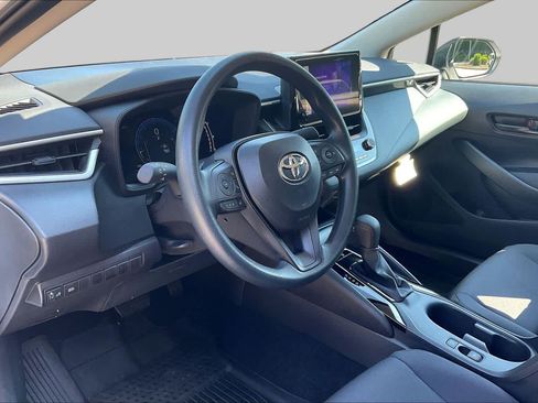 Used 2026 Toyota Corolla LE FWD image 16