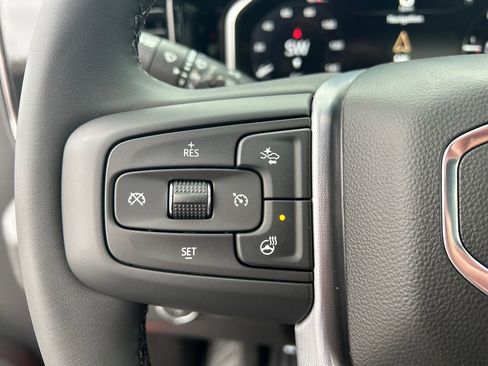 New 2026 GMC Sierra 1500 Elevation image 16