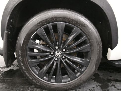 Used 2021 Toyota Highlander Platinum image 36