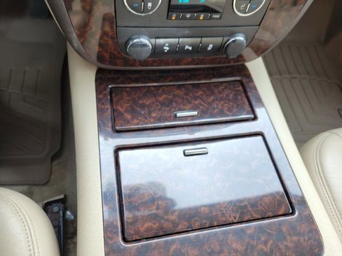 Used 2014 GMC Yukon Denali image 52