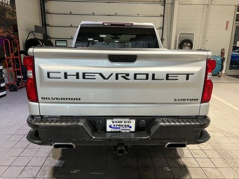 Used 2019 Chevrolet Silverado 1500 Custom Trail Boss w/ Custom Convenience Package image 6