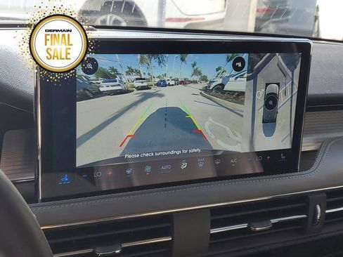 Certified 2024 Lincoln Corsair FWD w/ Equipment Group 101A image 22