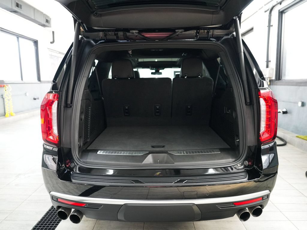 Used 2022 GMC Yukon XL Denali AWD/4WD image 44