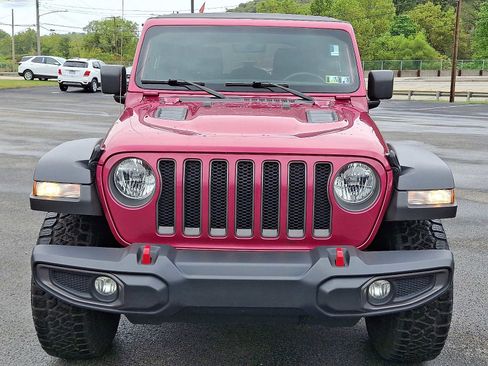 Used 2022 Jeep Wrangler Unlimited Rubicon w/ Cold Weather Group image 3