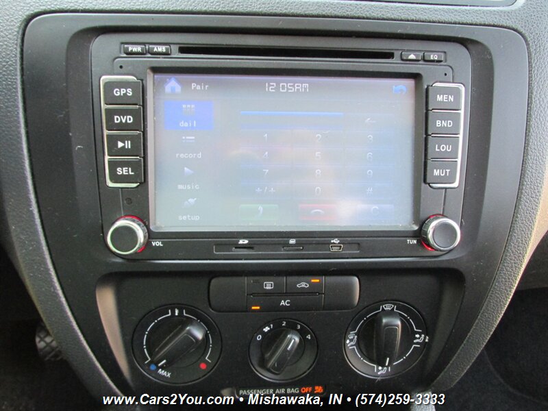 Used 2011 Volkswagen Jetta Sedan FWD image 20