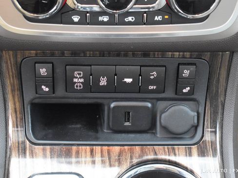 Used 2016 GMC Acadia Denali AWD/4WD image 28