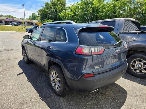 Used 2021 Jeep Cherokee Latitude Lux w/ Comfort/Convenience Group AWD/4WD image 11