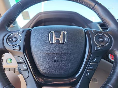 Used 2020 Honda Ridgeline RTL-E image 11
