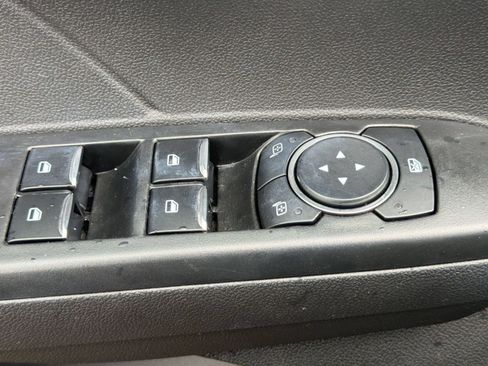 Used 2024 Ford Escape Platinum AWD/4WD image 24