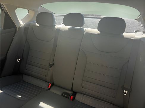 Used 2025 Kia K4 EX image 12