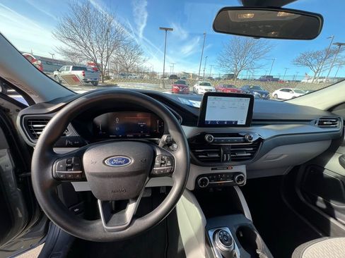 Used 2025 Ford Escape Active image 35