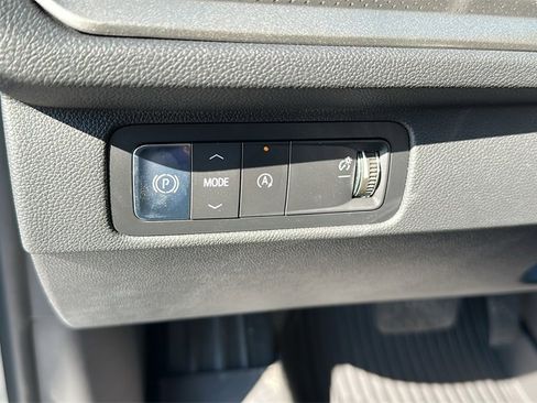 New 2025 Chevrolet Traverse LT w/ LPO, Floor Liner Package image 14