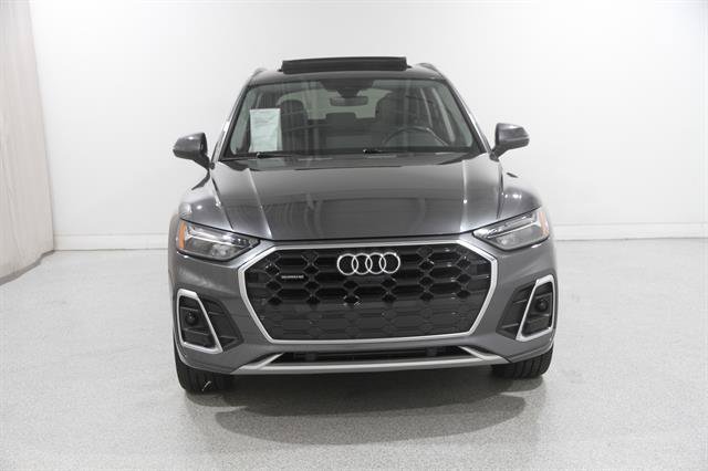 Used 2023 Audi Q5 2.0T Premium Plus w/ Premium Plus Package AWD/4WD image 2