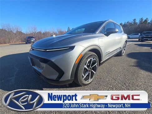 New 2026 Chevrolet Equinox EV LT w/ LPO, All-Weather Mat Package image 1