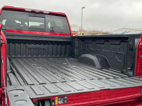 Used 2021 GMC Sierra 2500 AT4 w/ AT4 Premium Plus Package image 11