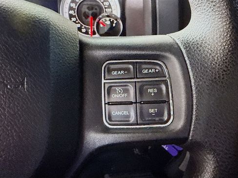 Used 2017 RAM 1500 Express image 15