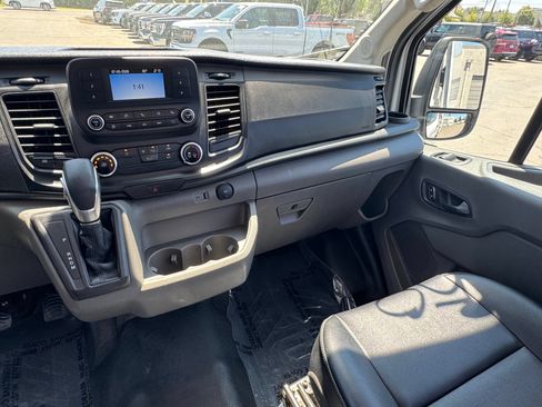 Used 2023 Ford Transit 250 Medium Roof AWD image 25