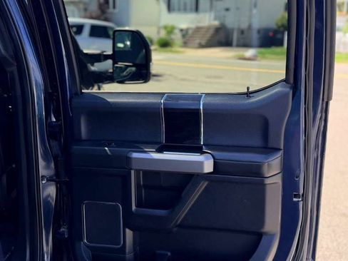 Used 2020 Ford F150 Platinum w/ Equipment Group 701A Luxury AWD/4WD image 18