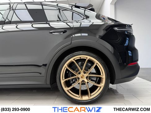 Used 2023 Porsche Cayenne Turbo GT image 13