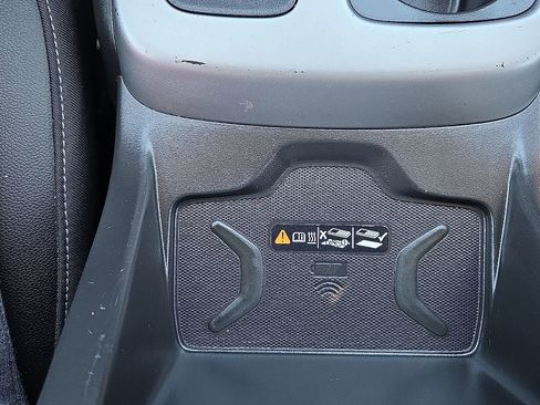 Used 2021 Chevrolet Colorado ZR2 w/ ZR2 Dusk Special Edition image 19