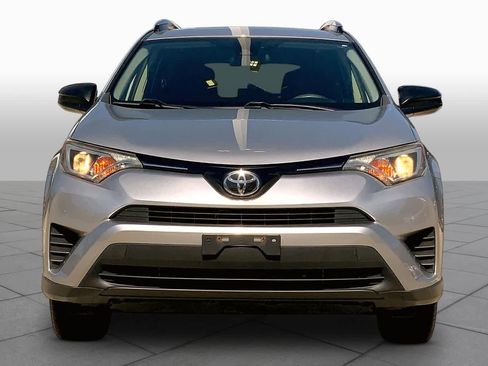 Used 2018 Toyota RAV4 LE w/ All Weather Liner Package AWD/4WD image 4