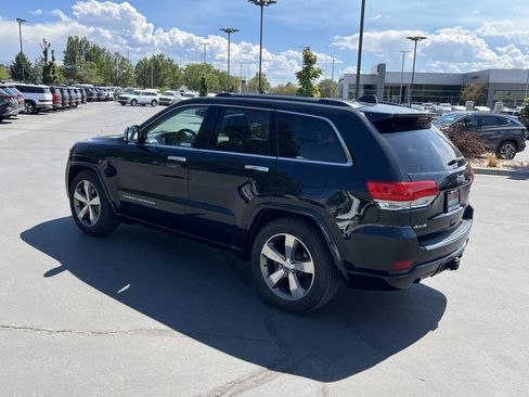 Used 2015 Jeep Grand Cherokee Overland w/ Advanced Technology Group AWD/4WD image 11