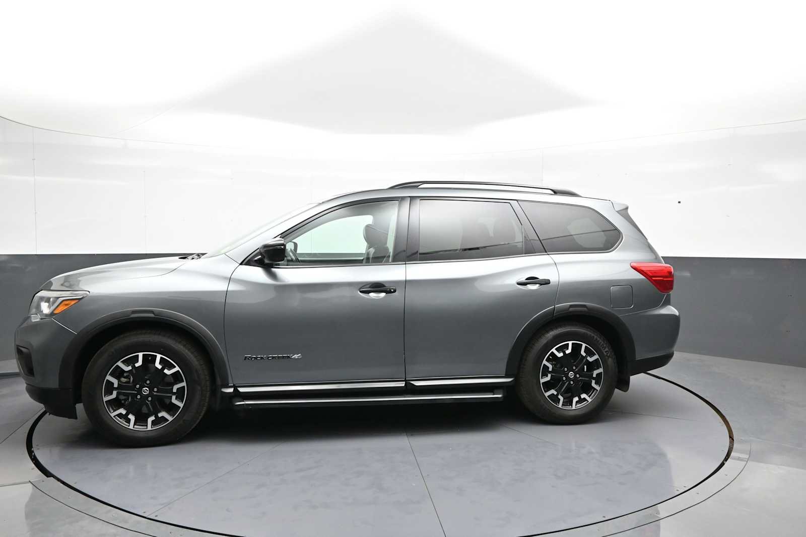 Used 2020 Nissan Pathfinder SV w/ Rock Creek Edition AWD/4WD image 9