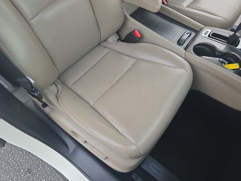Used 2017 Honda Ridgeline RTL-T image 10