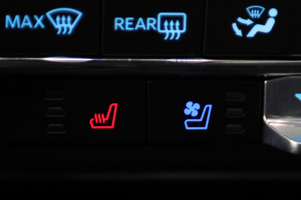 Used 2023 Ford F150 Raptor AWD/4WD image 28