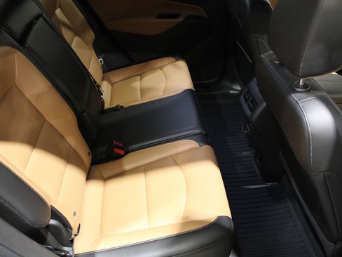 Used 2021 Chevrolet Equinox Premier image 39